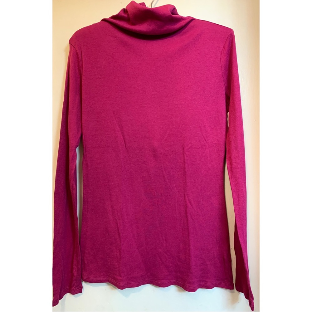 Fuschia Gap cotton turtleneck size M